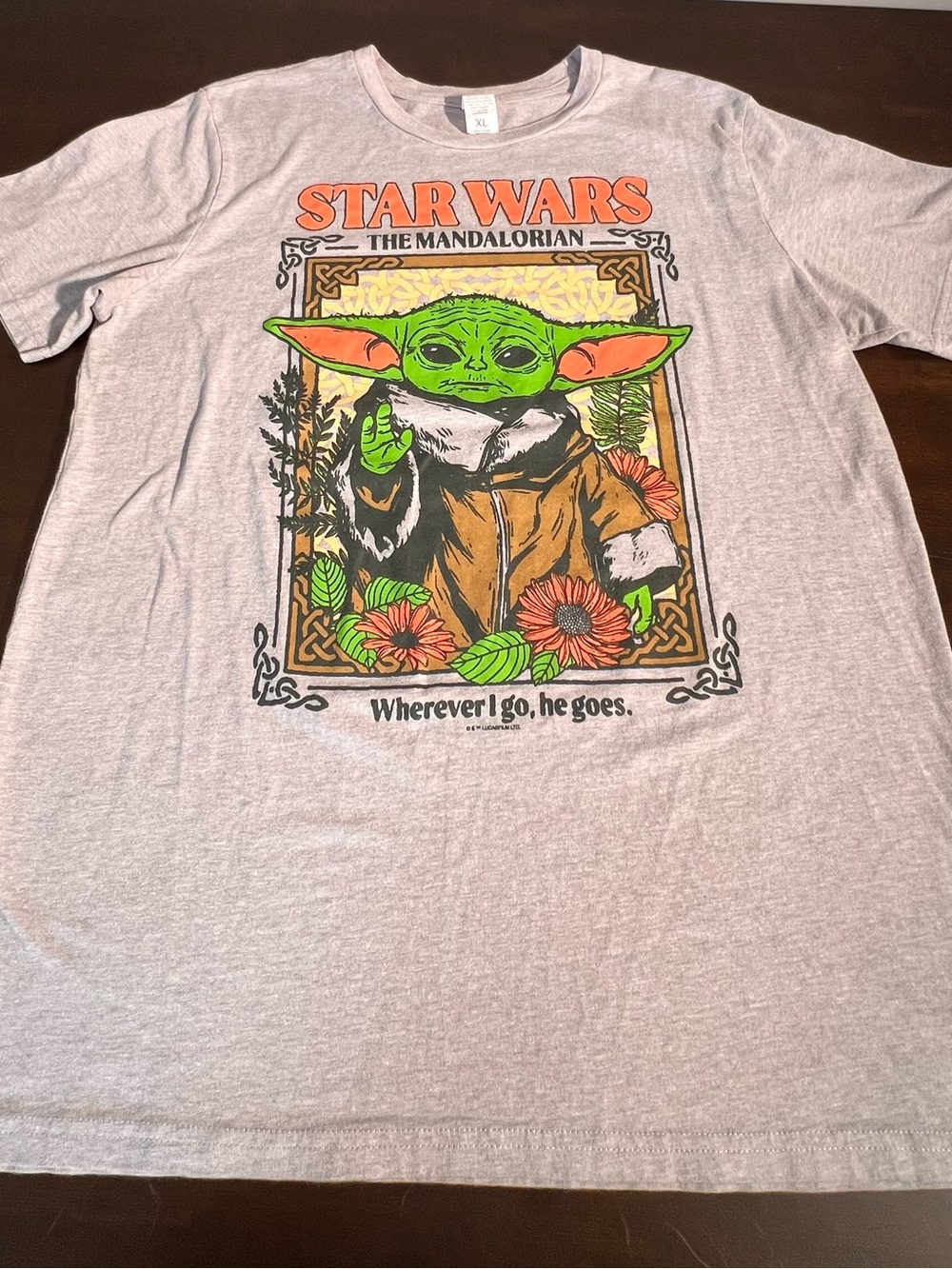 Star Wars The Mandalorian 'Grogu' Graphic Tee - Light Gray Size XL